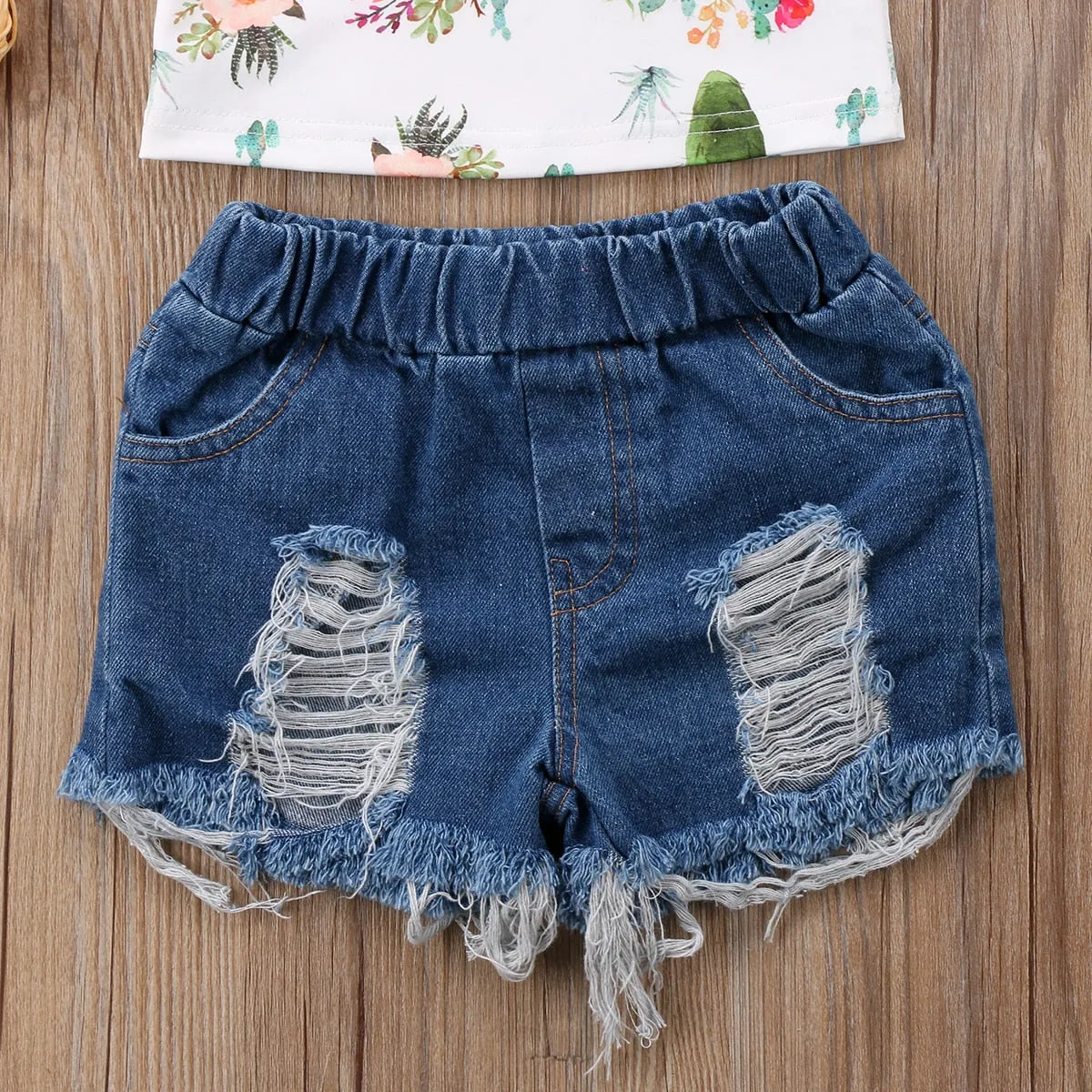 Cactus T-Shirt Denim Shorts Outfit