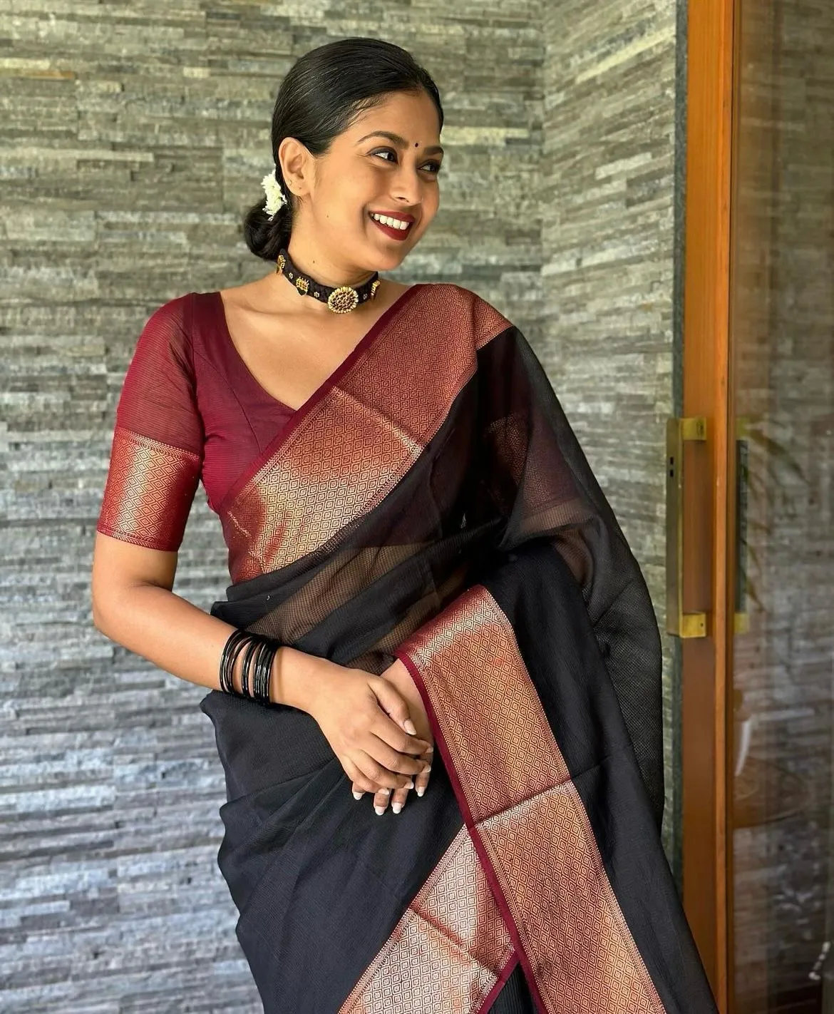 Confounding Black Soft Silk Saree With Lagniappe Blouse Piece