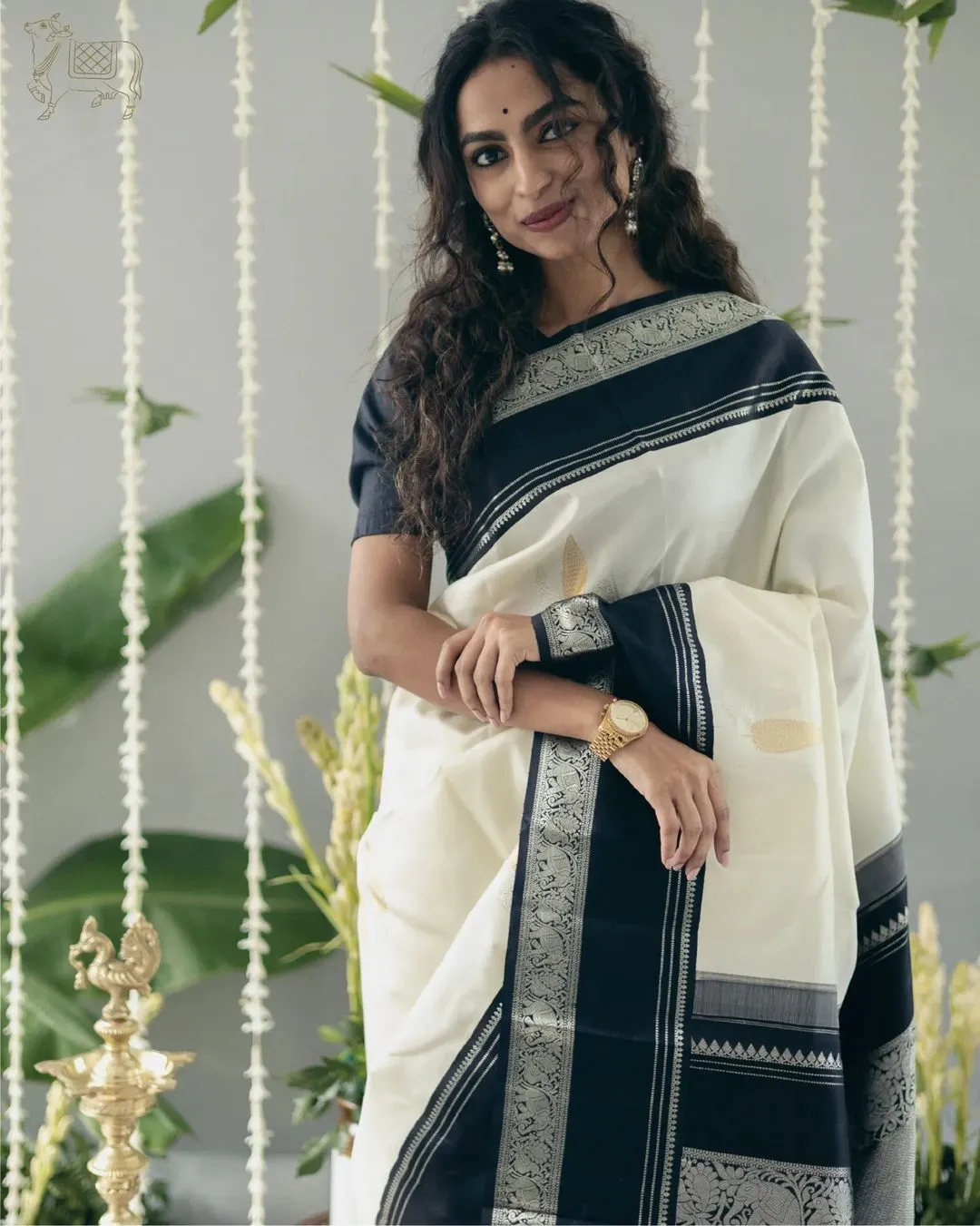 Designer Off White Soft Silk Saree With Sophisticated Blouse Piece