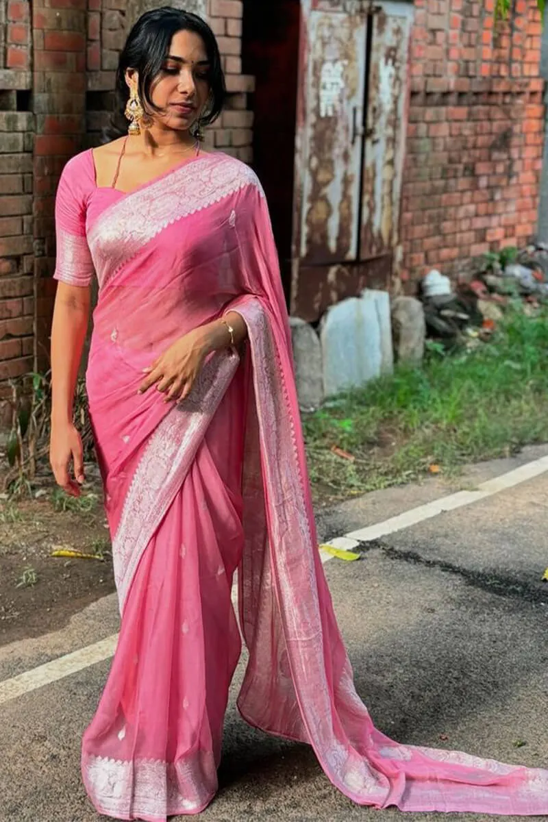 Elegant Pink Cotton Silk Saree With Attractive Blouse Piece