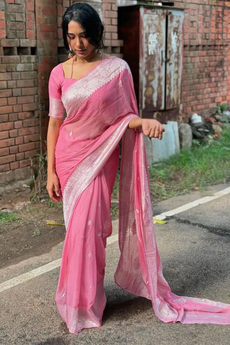 Elegant Pink Cotton Silk Saree With Attractive Blouse Piece