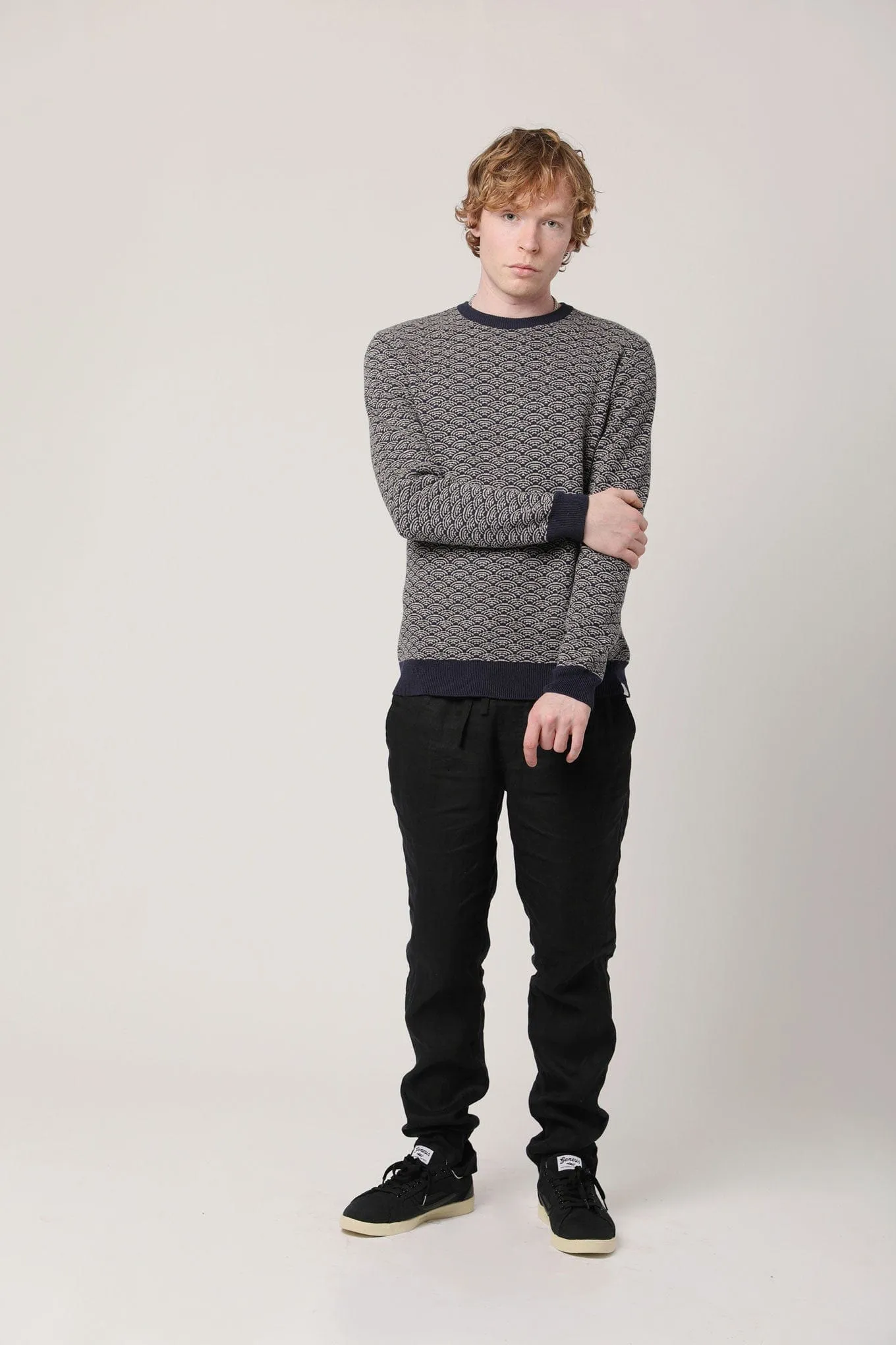 Hakku Men's Organic Cotton Jumper | Navy