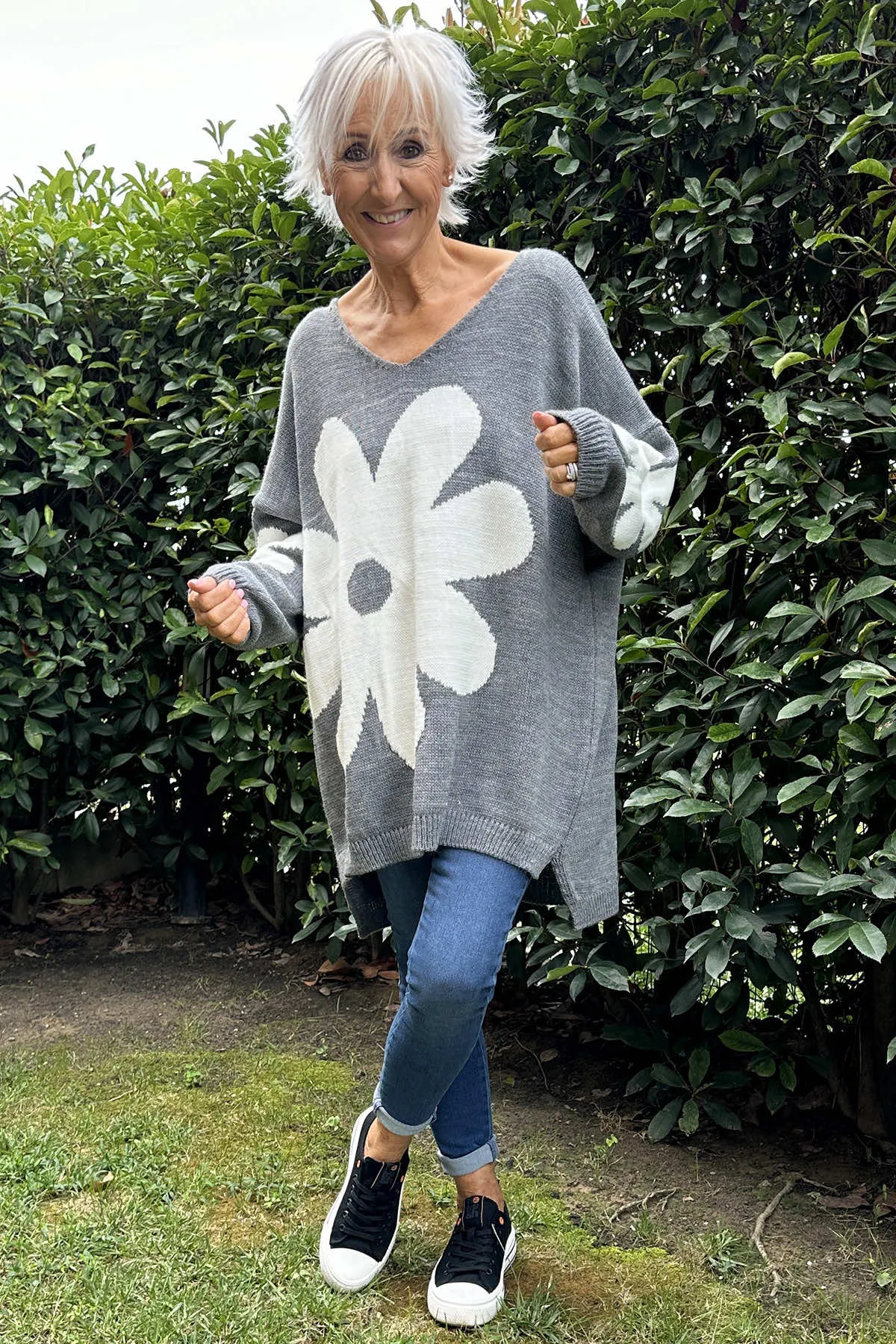 Joan Flower Knitted Jumper Grey