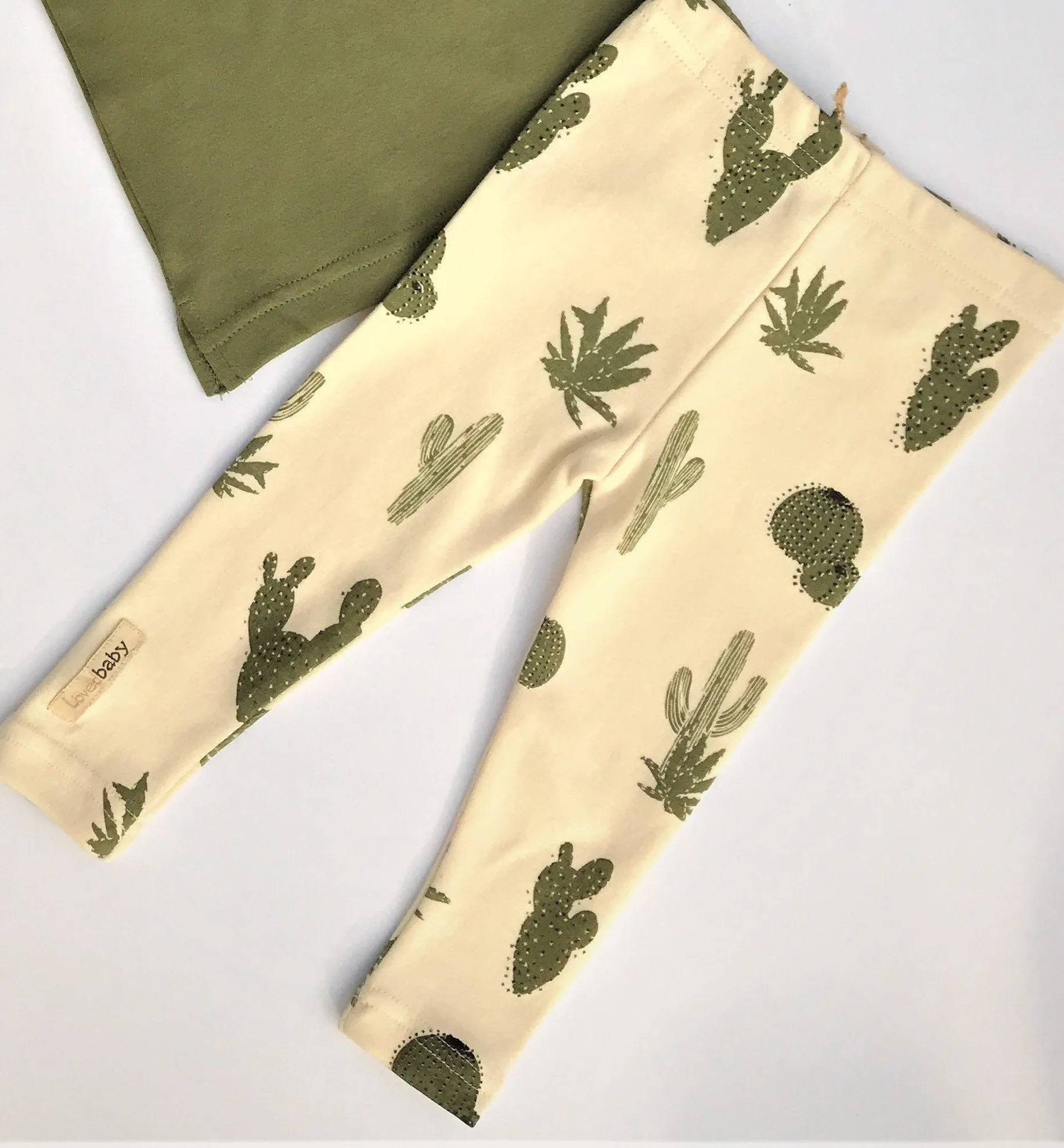 L'ovedbaby 2Pc Naturals V-Neck Shirt and Cactus Leggins 100% Organic Cotton