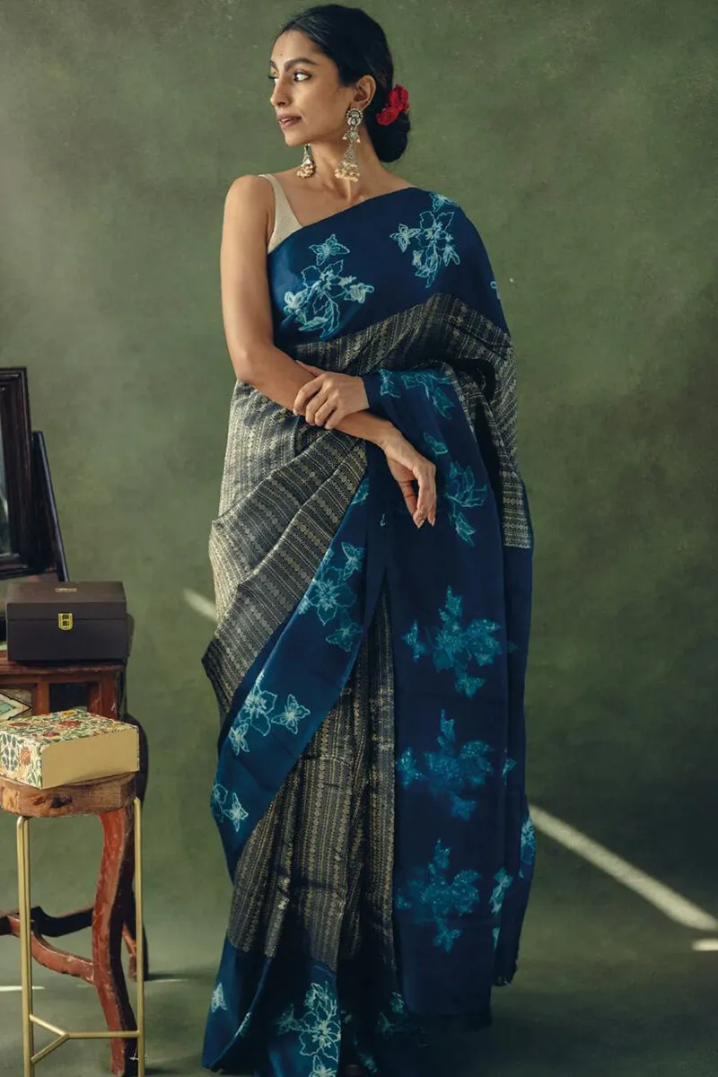 Winsome Blue Soft Silk Saree With Artistic Blouse Piece